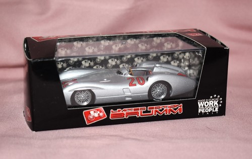 Brumm models 1 - :,