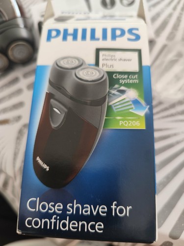Phillips electric shaver plus - electric,