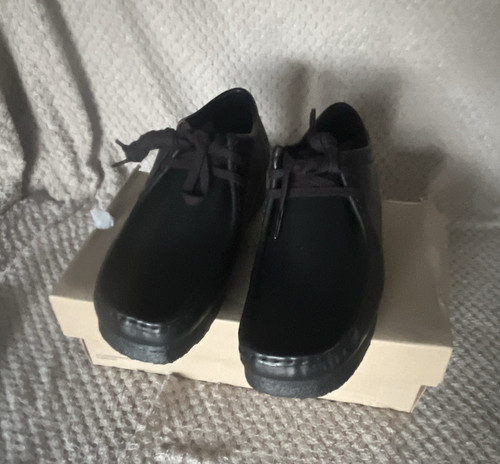 Clarks wallabee black leather - clarks,