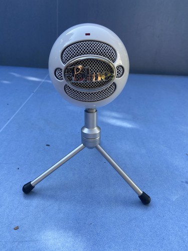 Blue snowball microphone - blue,