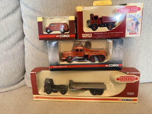 Corgi trackside models in - x,
