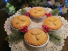 ARTIFICIAL FAKE HOLLY  MINCE