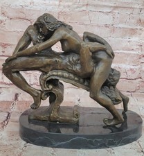 Highly Erotic Hone Decor