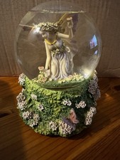 Past Times Snow Globe Flower
