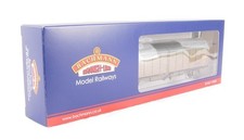 Bachmann 37-607 OO Gauge VGA