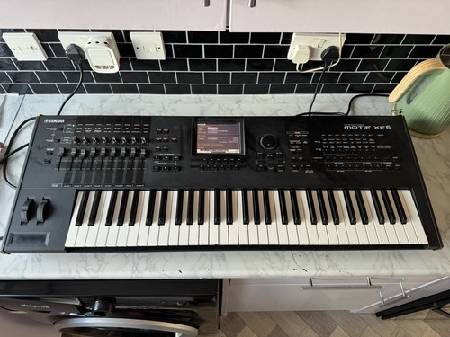 Yamaha motif xf6 digital piano - motif,