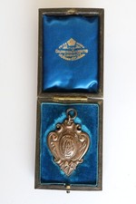 Goldsmiths & Silversmiths Bronze Medal For Needlework, ca. 1900. "G.F.S. "