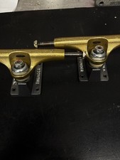 Thunder Tyshawn 147mm Trucks  
