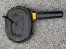 Mercedes W123 230E Air Filter Box Housing Assy + Lid 1020900401 M102