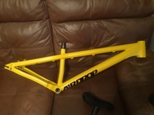 Airdrop Fade V2 Dirt Jump