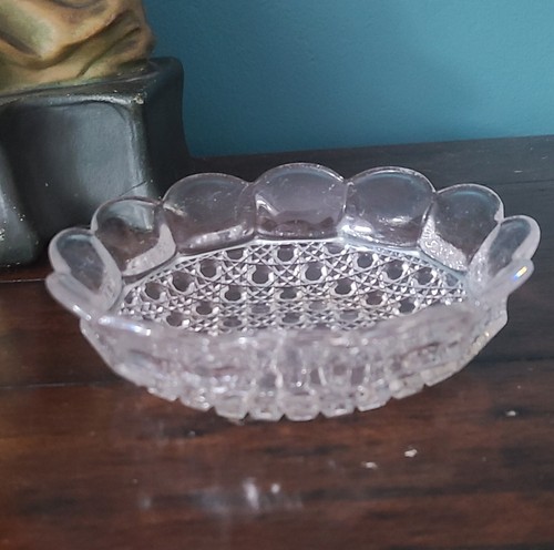 Vintage glass pin bon - ,