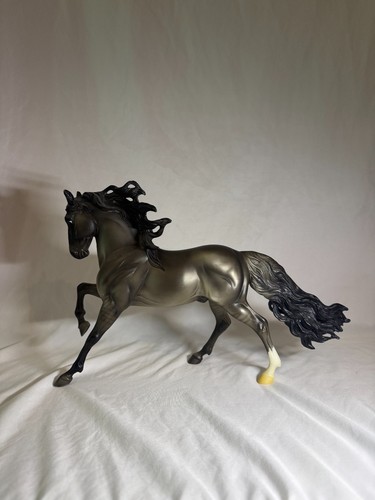 Breyer 1767 glorioso iberian - #1767,
