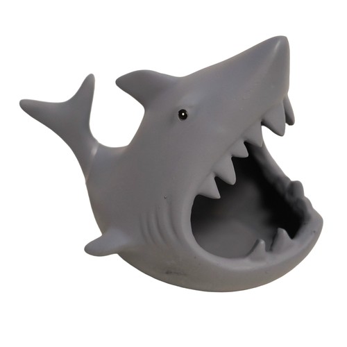Betta open mouth shark - open,