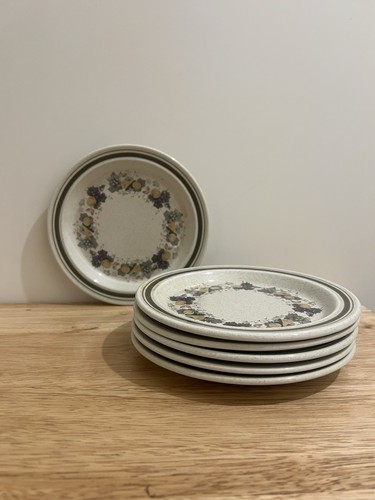 Vintage royal doulton - royal,