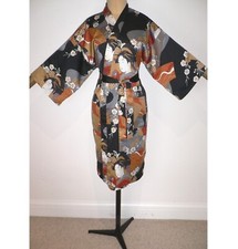 Lovely Vintage, Slinky, Silky