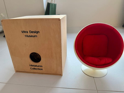 Vitra design museum - vitra, miniatures