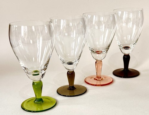 Coloured stemmed hand - stemmed, blown