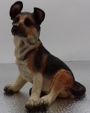 Vintage Country Artists Resin Figure : Alsatian Puppy (02014) : Dog : 2001