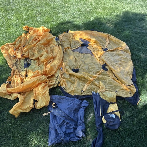 North face three person - north,