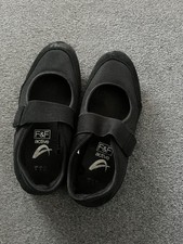Black F&F (Tesco) size 4