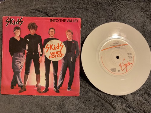 The skids into - the,