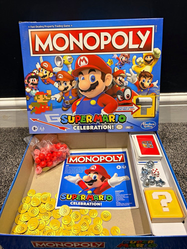 Hasbro gaming monopoly super - gaming,