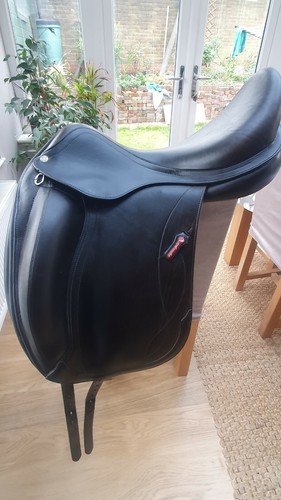 Equipe dressage saddle - equipe,