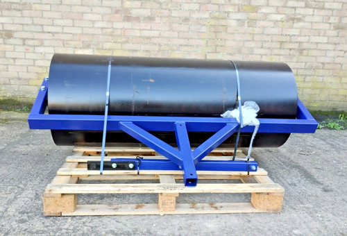Paddock field roller tractor - field,