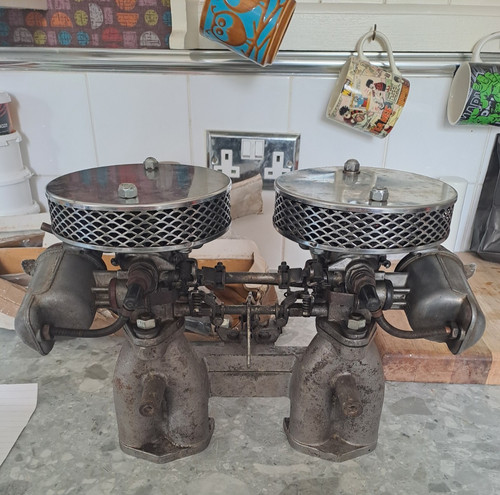 Triumph herald carbs and - herald,
