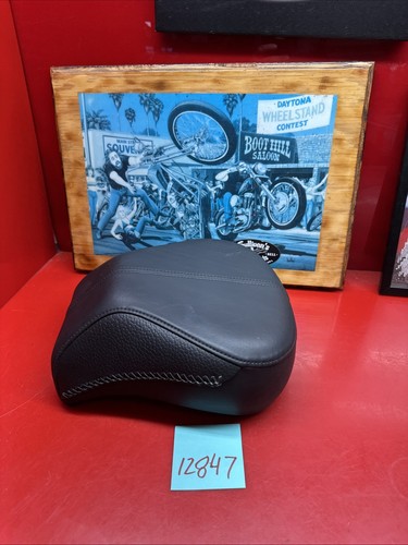 Harley deluxe passenger seat - harley,