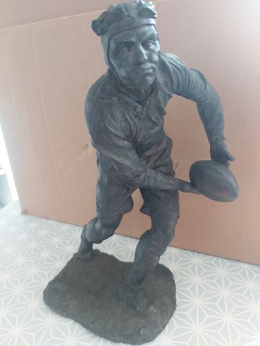 Bronze rugby player - player, sculpture