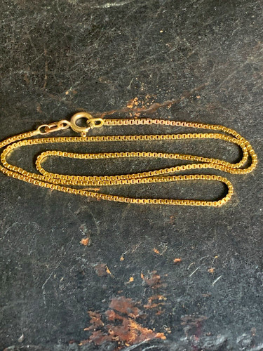 9ct gold hallmarked box - , chain