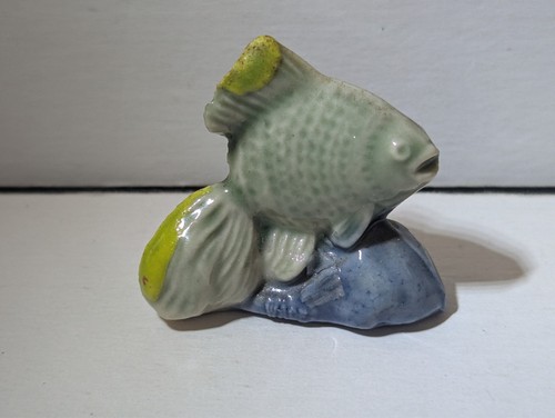 Vintage wade whimsies red - vintage, rose