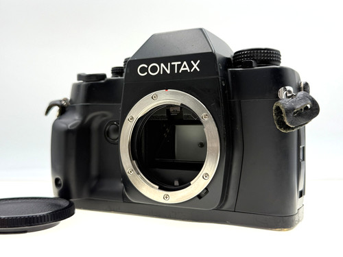 Near mint contax - *near, slr