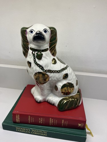 Antique mantle dog copper - dog,