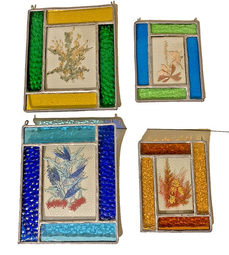 Vtg set stained - set, 4