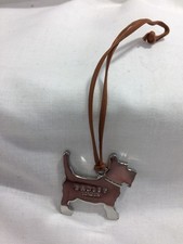 RADLEY LONDON SILVER METAL AND LEATHER DOG TAG HANDBAG CHARM H12