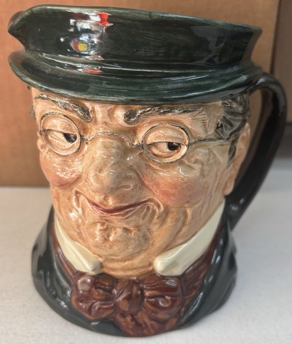 Royal doulton toby character - royal,