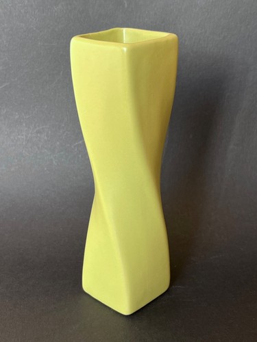 Lime green ceramic bud - bud, vase