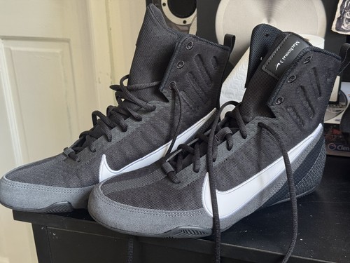 Brand new nike machomai - brand,