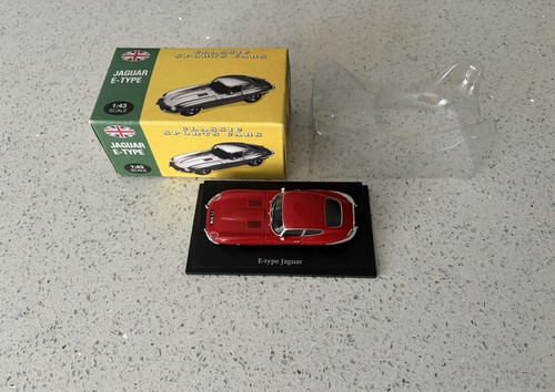 Jaguar type red - red, model
