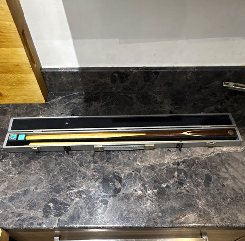 Riley snooker cue - snooker, cases