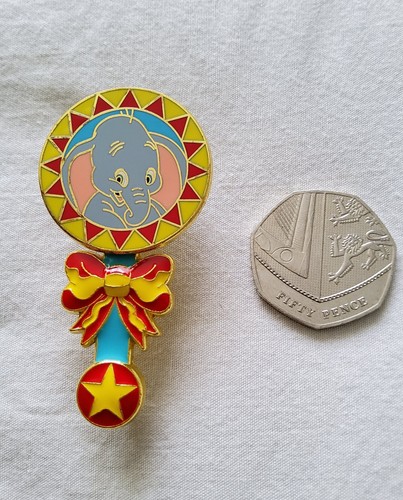 Disney pin baby - disney, rattle