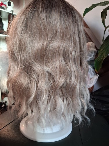 Wavy ash dark blonde - wavy,