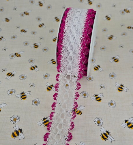 White cerise eyelet - white, knitting