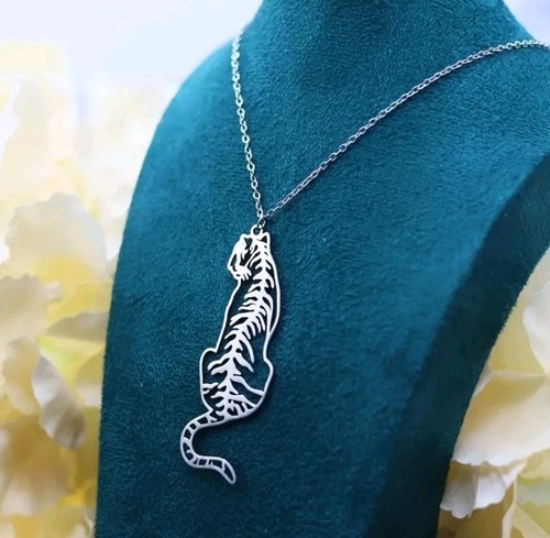 Tiger necklace hollow - tiger,