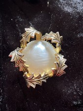 Vintage Damascene & Faux Pearl Pin Brooch-Holly Leaves-Gold & Black-