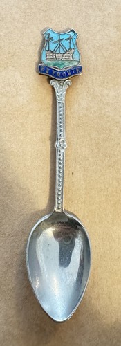 Vintage souvenir tea spoon - souvenir,