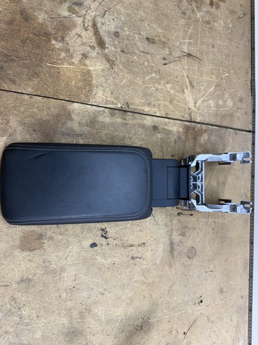 Audi armrest 8v0864283e - 8v,