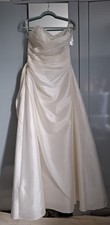 Beautiful Ivory Wedding Dress